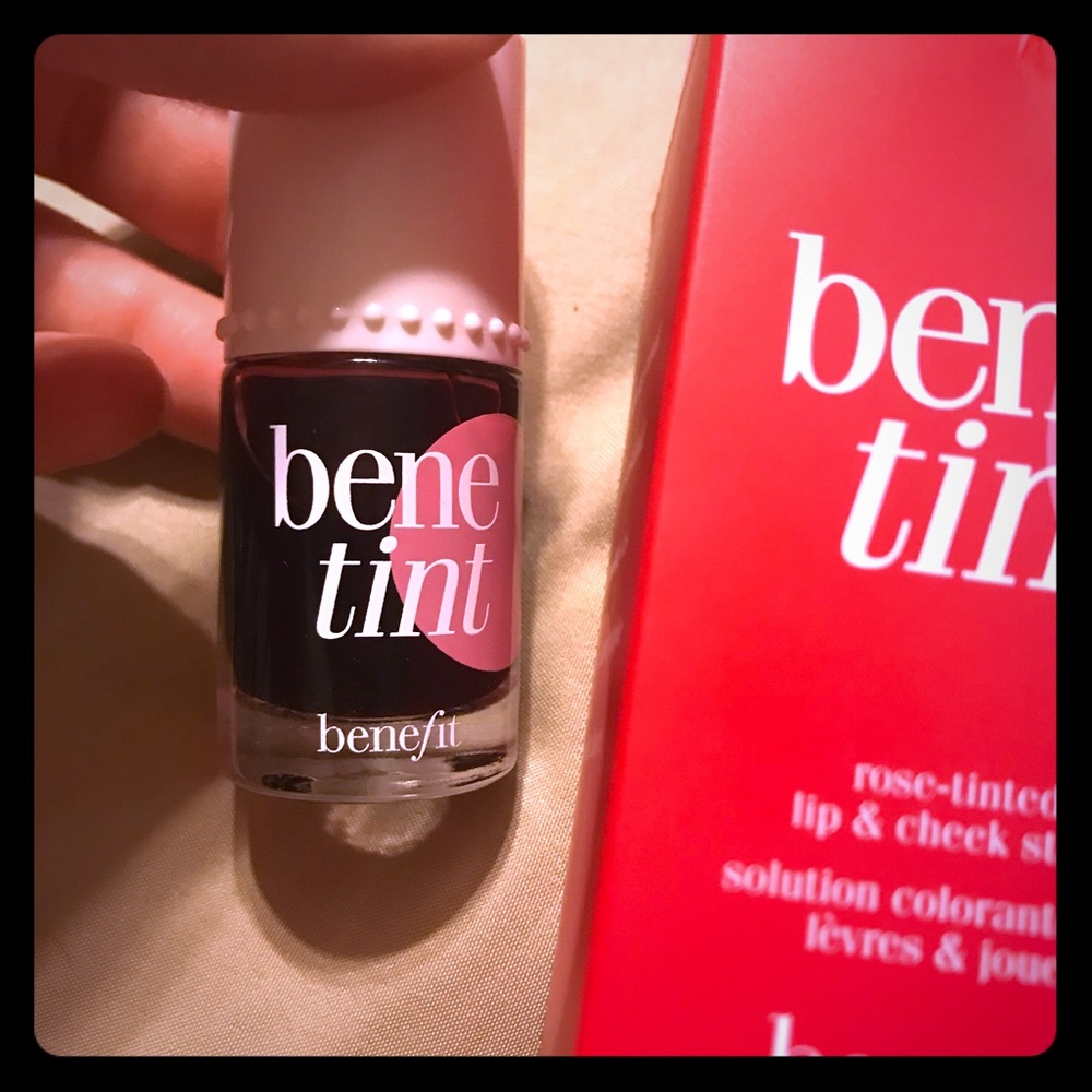 Lip and cheek stain. Brand new.